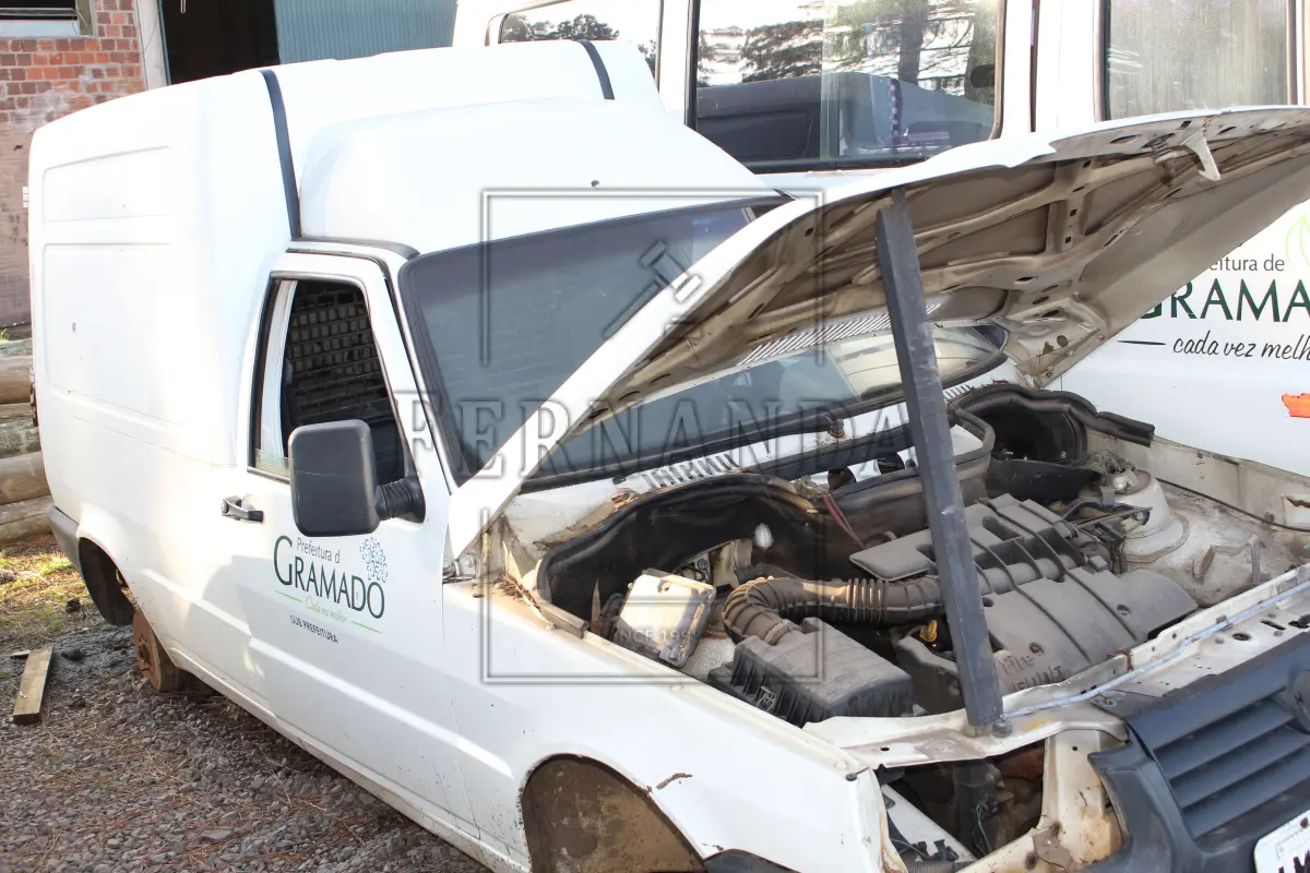 LOTE 005 - Fiat Fiorino 1.3 fire, cor branca, ano 2006, placas IMX8874