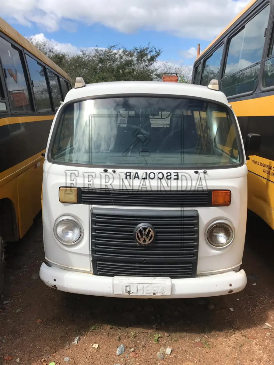 LOTE 008 - Um veículo Microônibus, VW/Kombi escolar, 15pas, 2009