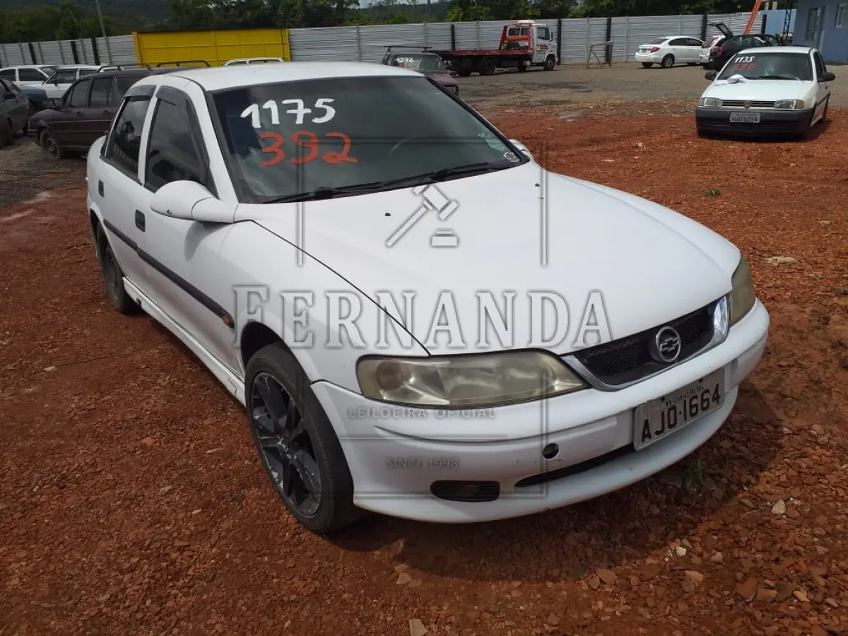 LOTE 0392