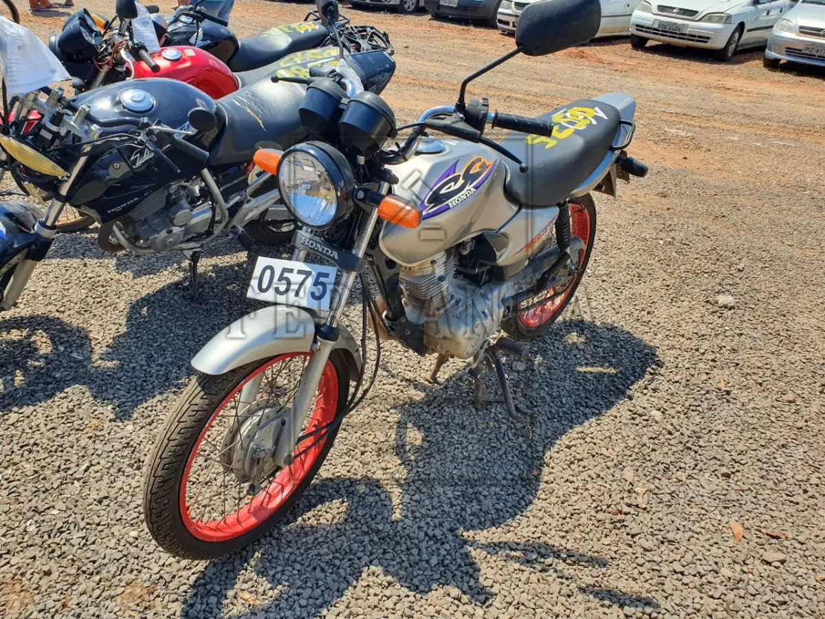 LOTE 0575
