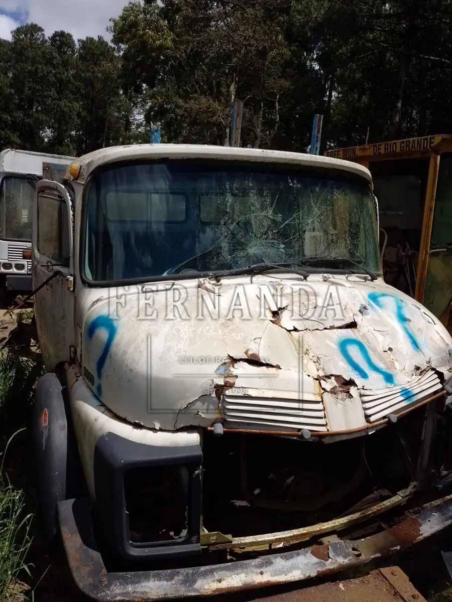 LOTE 059 - CAMINHÃO MBENZ LK, 1975/1975, PLACA IFH1848
