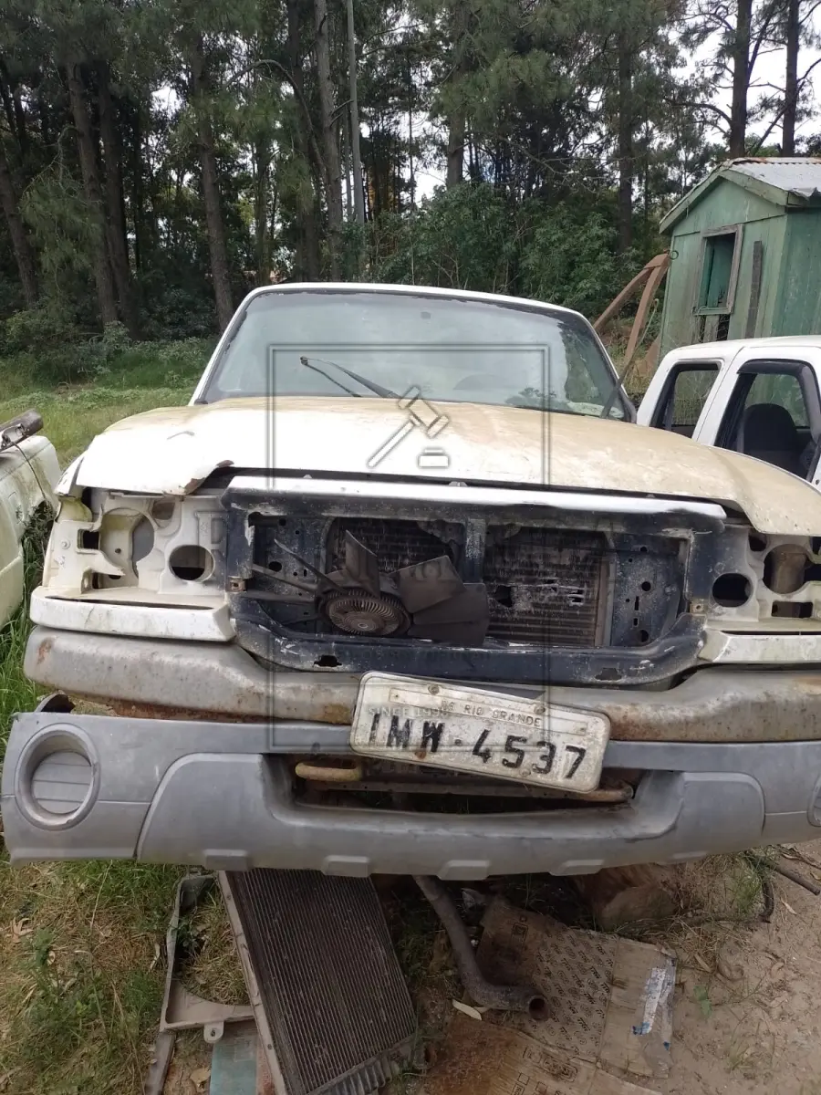 LOTE 031 - FORD/ RANGER 2.8 L, 2005/ 2006, Placa IMW-4537. Avaliado em R$ 50,00.