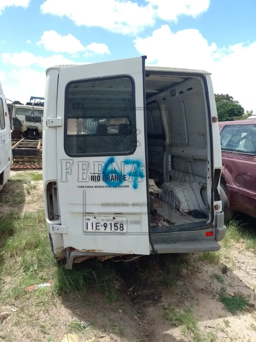 LOTE 054