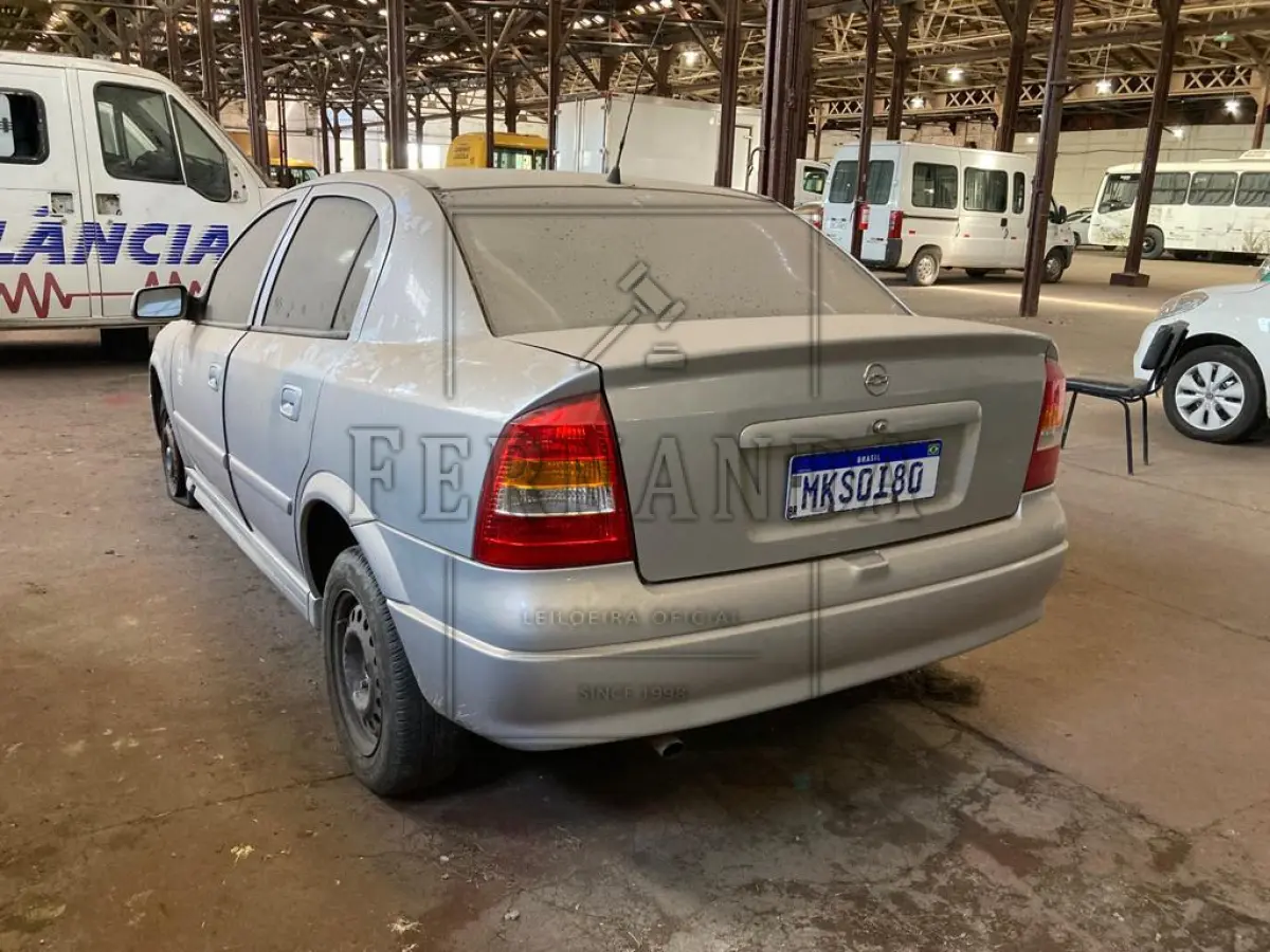LOTE 010