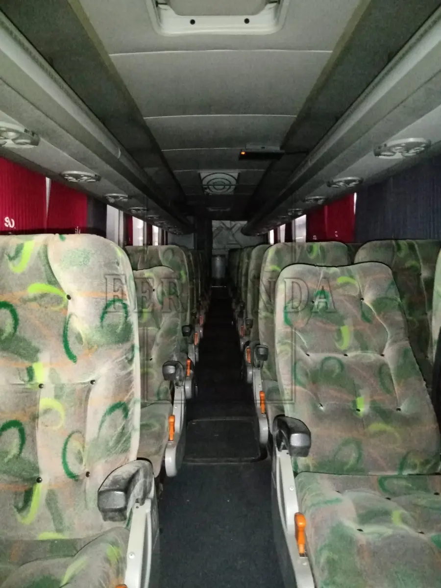 LOTE 053 - Ônibus Scania/ Induscar GIR K94, ano/modelo 2005/2006, placa INW0384. Avaliado em R$ 58.000,00. VEÍCULO COM MULTA DE 1.623,62.