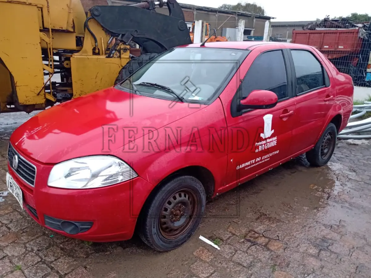 LOTE 058 - Veículo Fiat Siena EL Flex, ano/modelo 2011/2011, placa IRX2407. Avaliado em R$ 3.000,00.