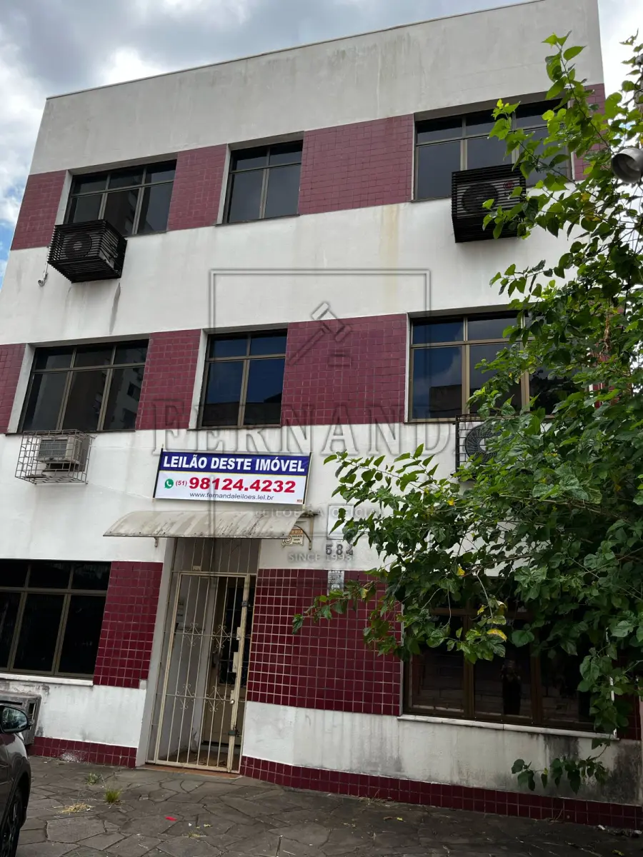 LOTE 004 - Imóvel localizado na Rua Livramento n°584, bairro Santana, CEP 90640-130, Porto Alegre/RS. Matrícula n°36.674 do Registro de Imóveis da 2°Zona de Porto Alegre. Avaliado em R$ 800.000,00. 2°Leilão.