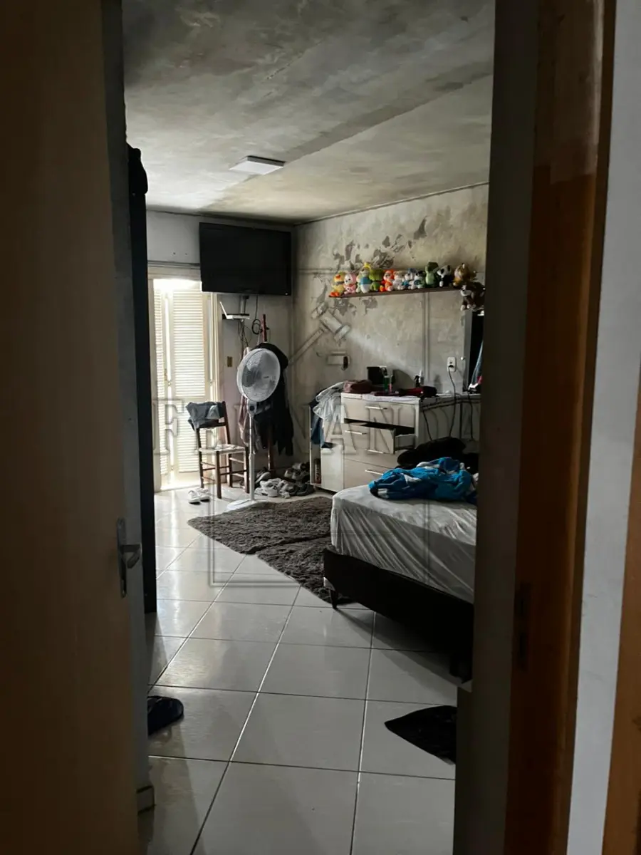 LOTE 001 - BARÃO/RS - Imóvel  está  situado  na  Rua Raimundo Hartmann, nº 373, Centro, Barão – RS. Matrícula n° 9116. Avaliado em R$ 850.000,00.