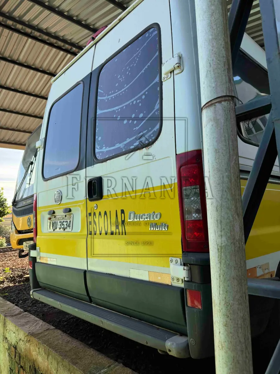 LOTE 003 - Veículo marca Fiat, modelo Ducato MC TCA MIC,  cor branca, ano 2014, placas IVU-3534
