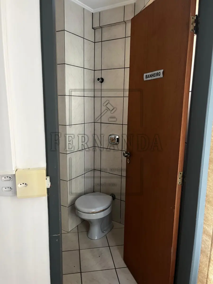 LOTE 002 - SANTA MARIA/RS: Sala Comercial, na Avenida Presidente Vargas, n° 2135/503, Centro, Santa Maria/RS. Matrícula n° 78.048. Avaliada em R$ 238.500,00.