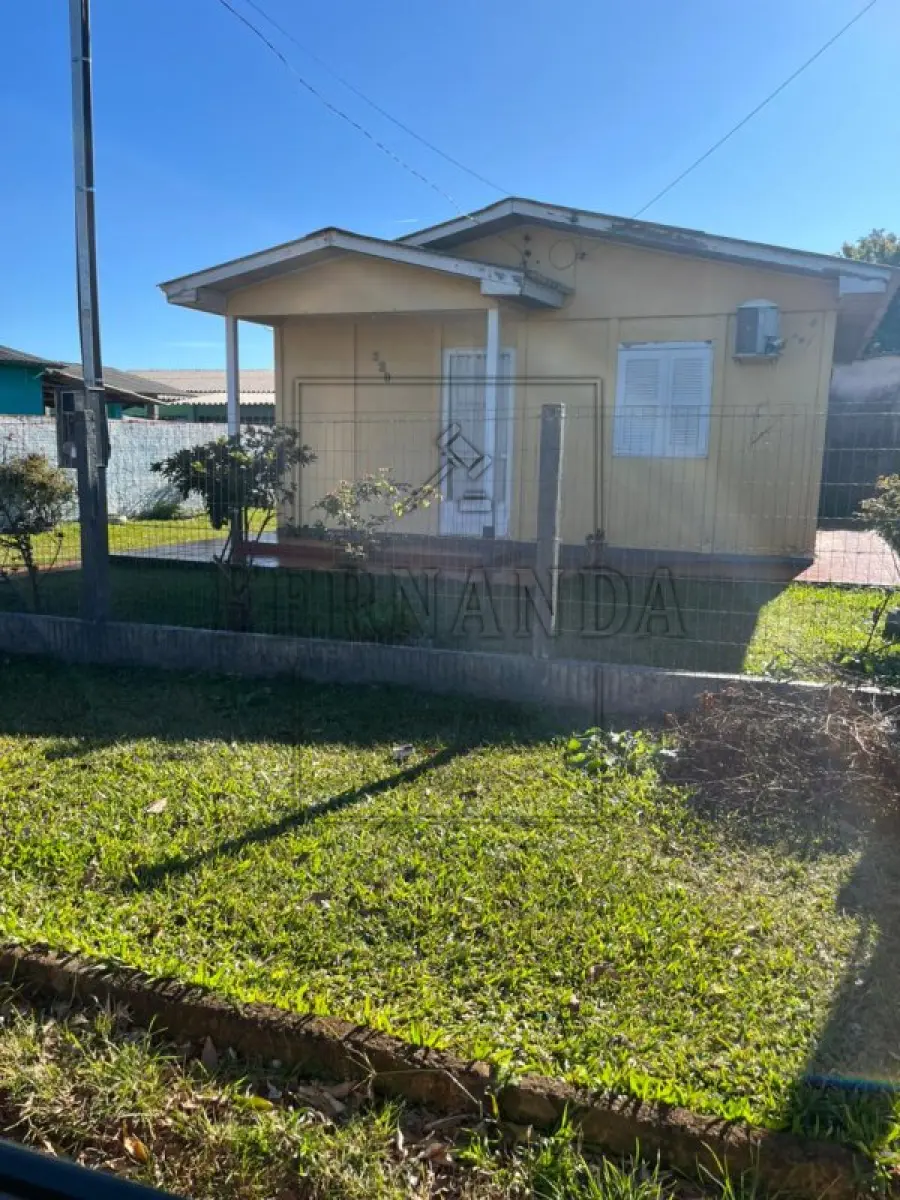 LOTE 001 - SANTO ÂNGELO/RS - Um imóvel situado na Rua Dr. Bezerra de Menezes, 220, Aguiar, Santo Angelo/RS. Matrícula n° 47.494 do Registro de Imóveis de Santo Ângelo/RS, Livro n°2 – Registro Geral. Reavaliado em R$ 220.000,00.