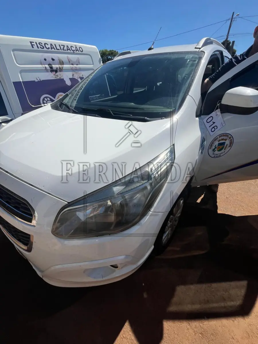 LOTE 016 - CHEVROLET SPIN 1.8 MECANICO LTZ ANO 2018 PLACAS IYI2406, renavam 01142065887, avaliação R$ 26.000,00