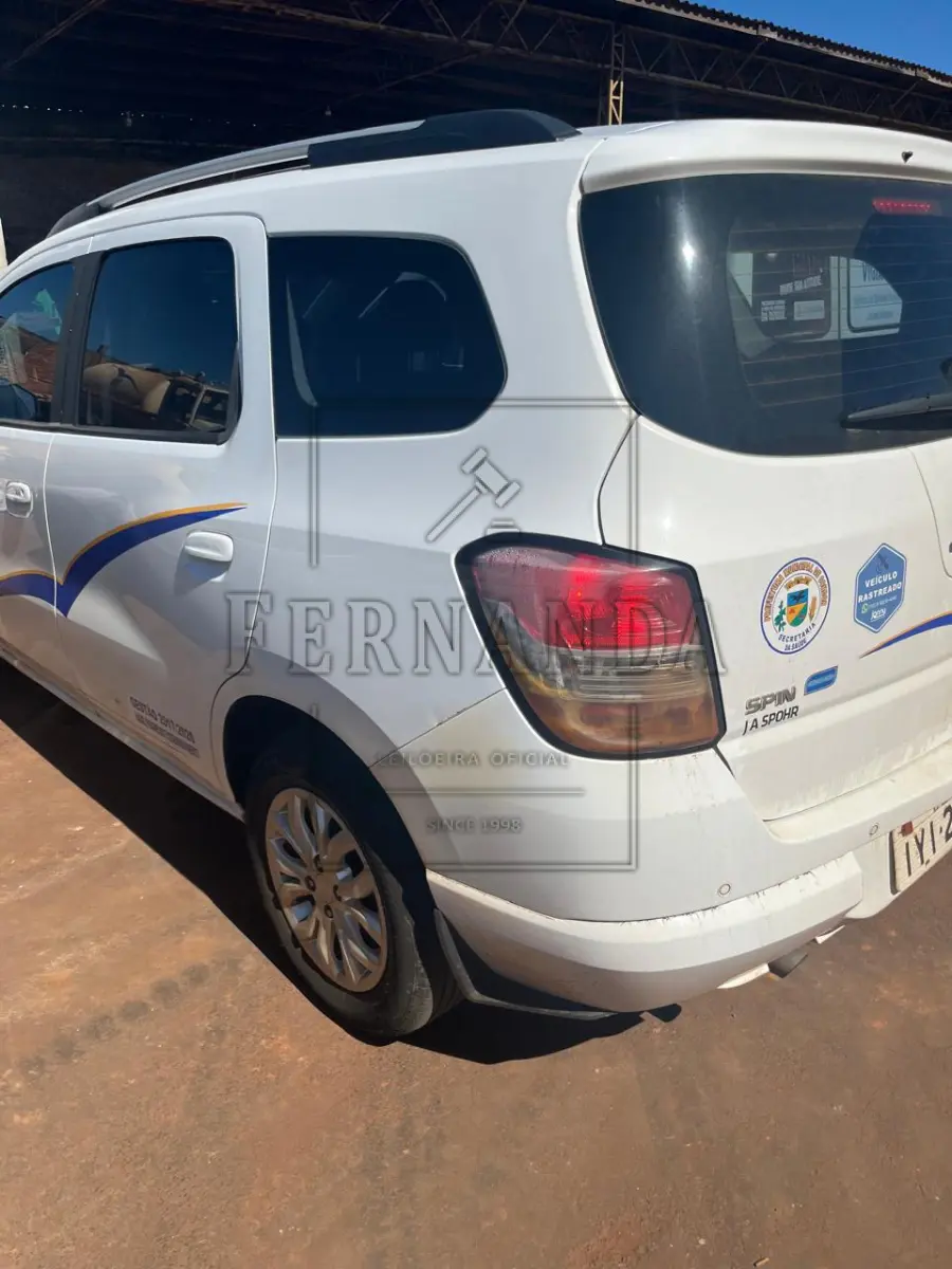 LOTE 016 - CHEVROLET SPIN 1.8 MECANICO LTZ ANO 2018 PLACAS IYI2406, renavam 01142065887, avaliação R$ 26.000,00