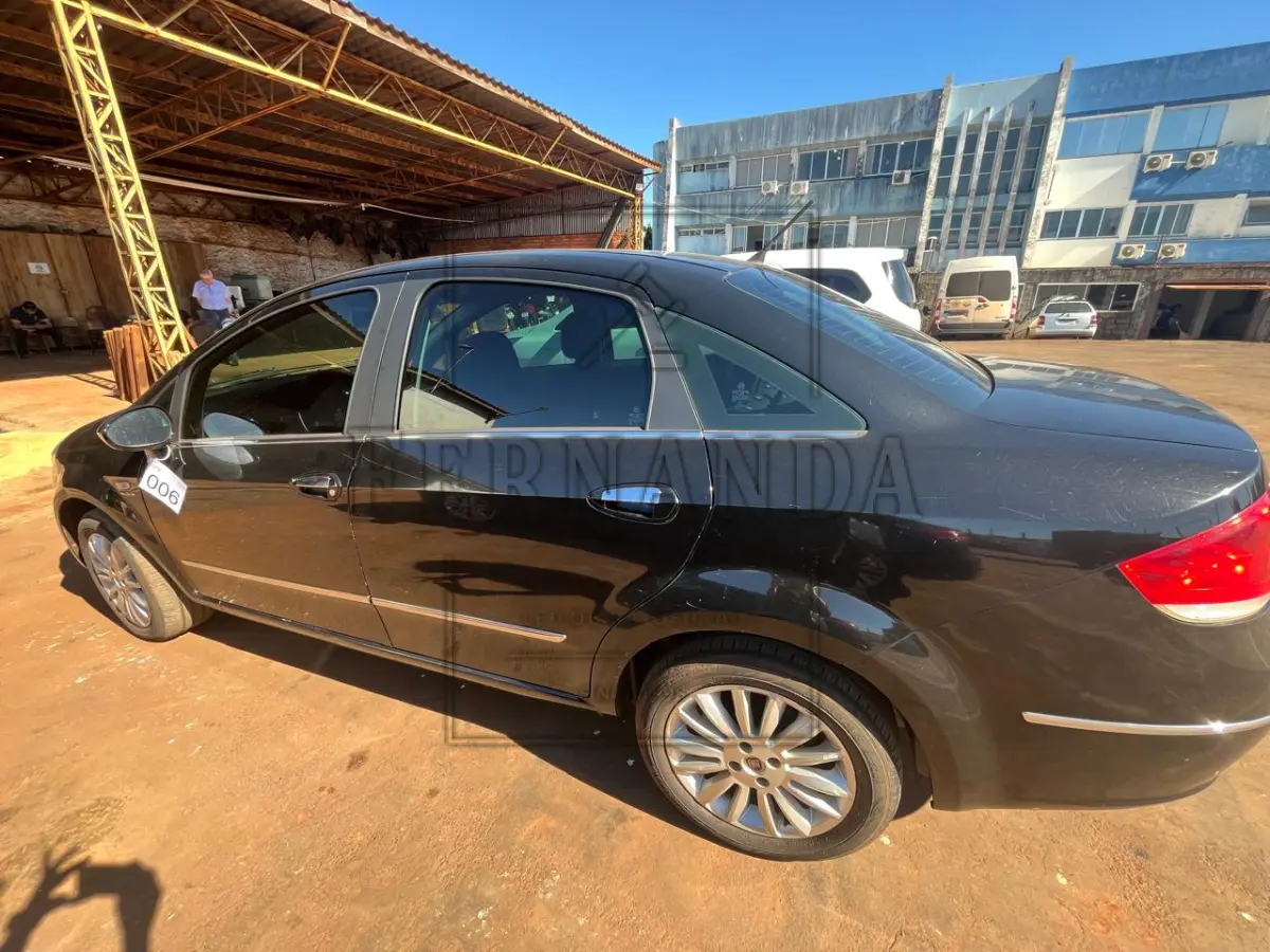 LOTE 006 - FIAT LINEA ESSENCE1.8 DUALOGIC, ANO 2013 PLACAS IUK-5837, renavam 00543402347, avaliação R$ 16.200,00