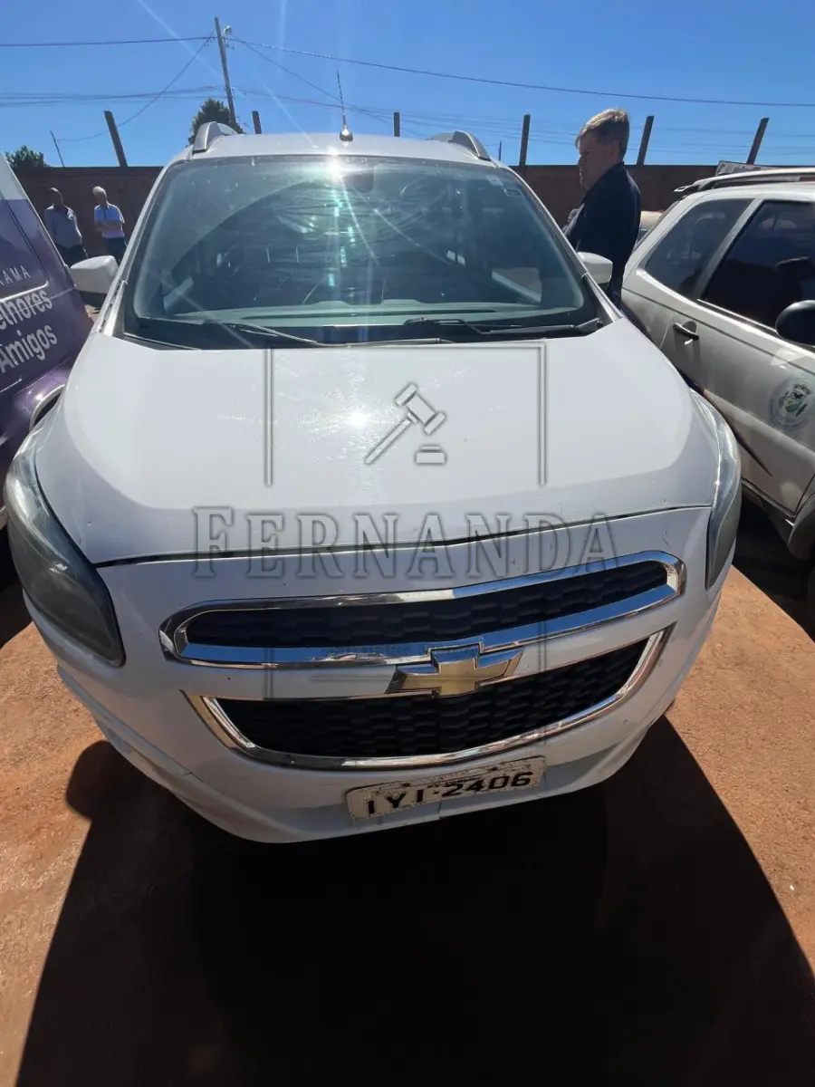 LOTE 016 - CHEVROLET SPIN 1.8 MECANICO LTZ ANO 2018 PLACAS IYI2406, renavam 01142065887, avaliação R$ 26.000,00