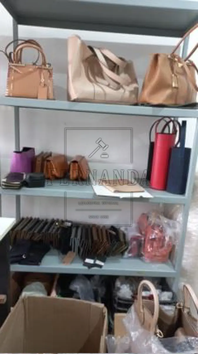LOTE 068