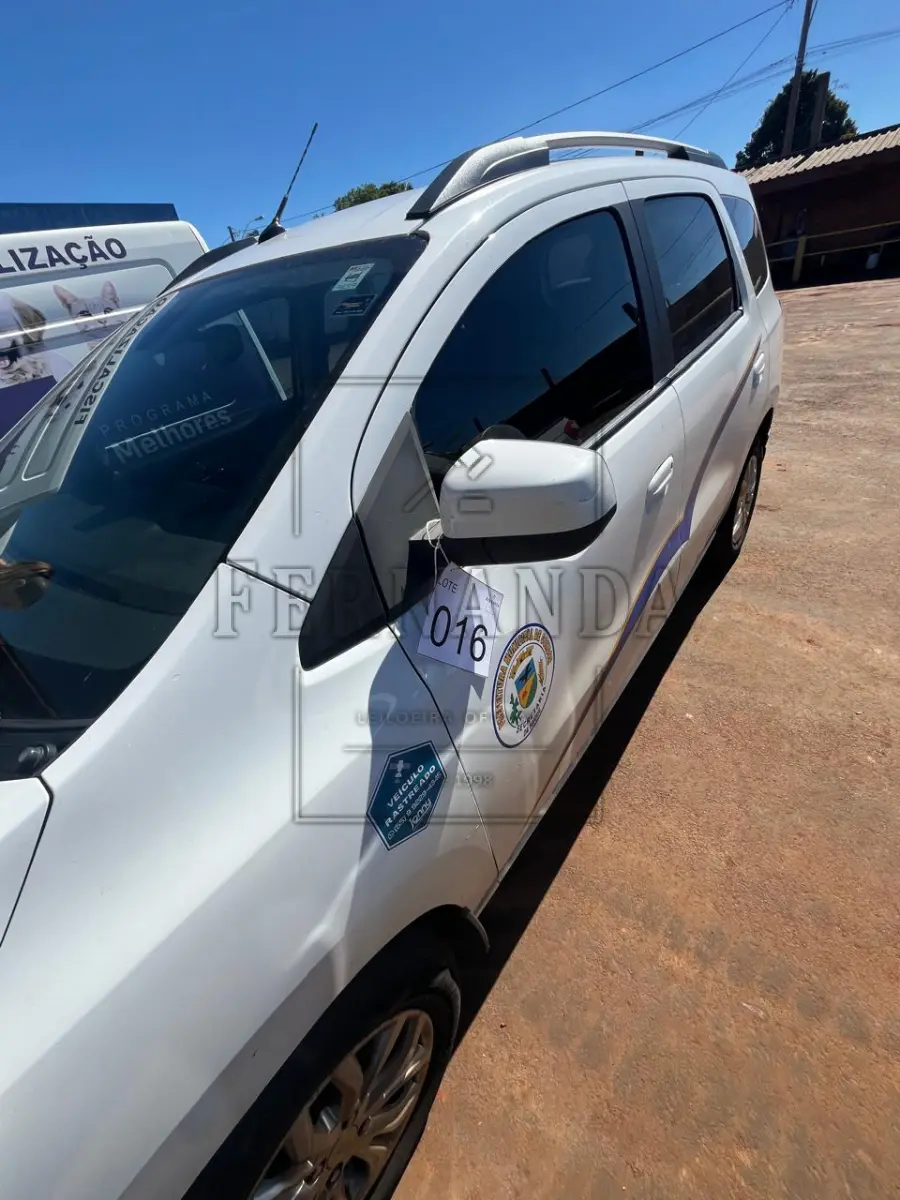 LOTE 016 - CHEVROLET SPIN 1.8 MECANICO LTZ ANO 2018 PLACAS IYI2406, renavam 01142065887, avaliação R$ 26.000,00