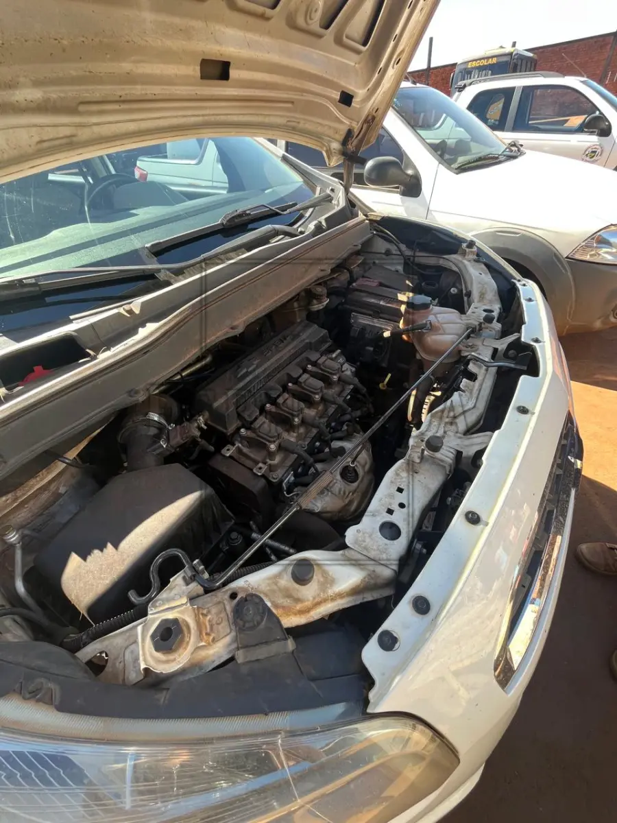 LOTE 016 - CHEVROLET SPIN 1.8 MECANICO LTZ ANO 2018 PLACAS IYI2406, renavam 01142065887, avaliação R$ 26.000,00