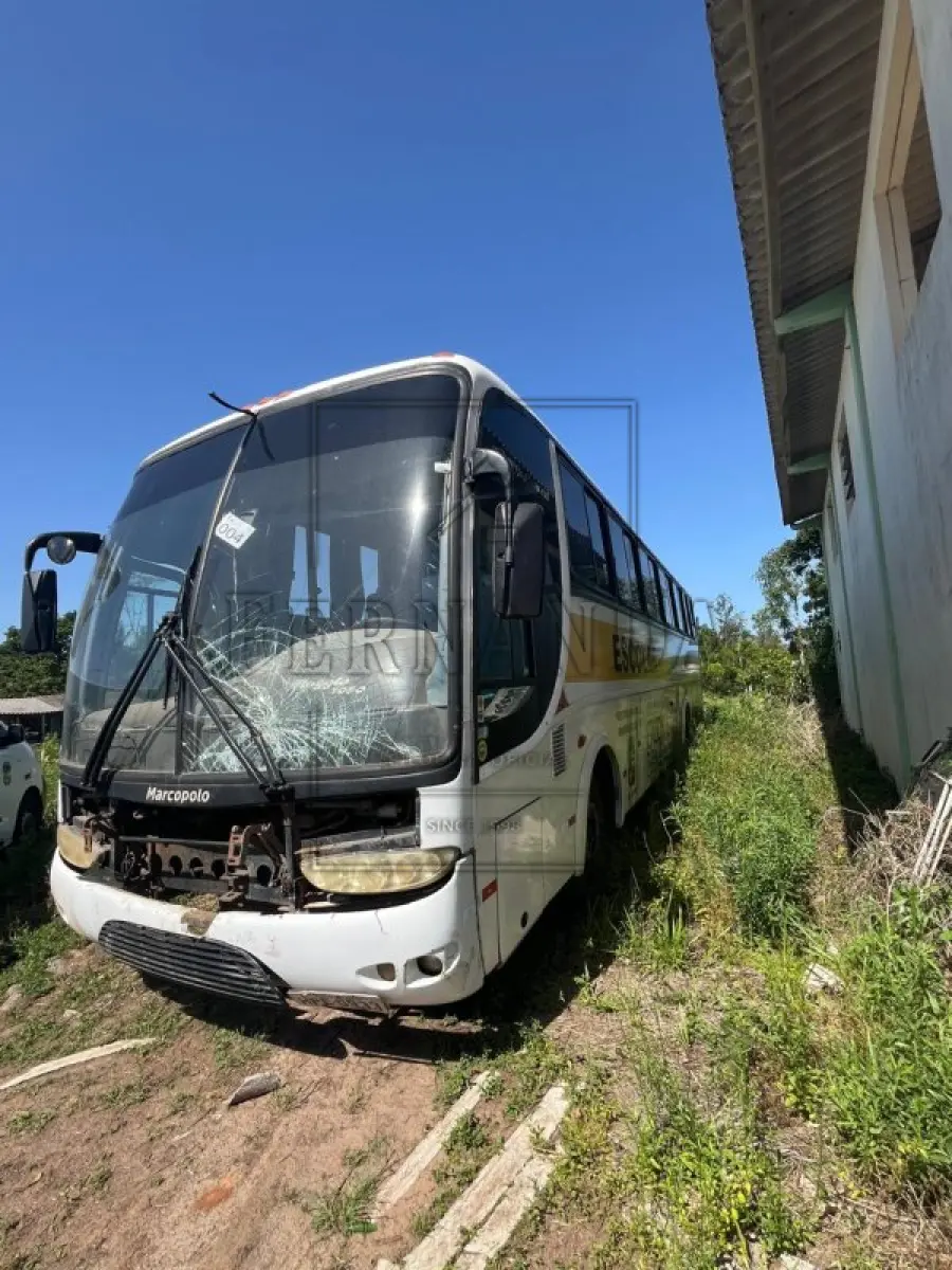 LOTE 001 - VEÍCULO ÔNIBUS, MARCA MBENZ/MPOLO VIAGGIO R, LOTAÇÃO 50P, DIESEL, POTÊNCIA/CILINDRADA 211CV, Renavan 00769163491,PLACAS HPE 0933, ANO E MODELO 2001/2001, COR BRANCA. AVALIADO EM 20.000,00.