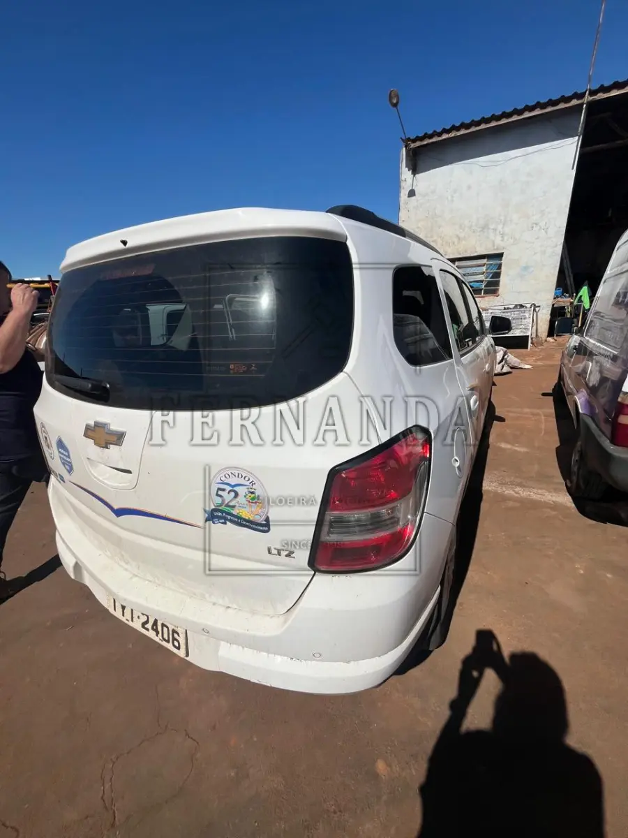 LOTE 016 - CHEVROLET SPIN 1.8 MECANICO LTZ ANO 2018 PLACAS IYI2406, renavam 01142065887, avaliação R$ 26.000,00