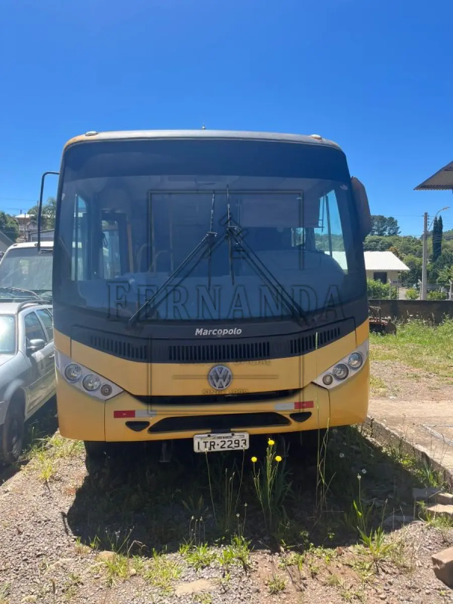 LOTE 006 - ÔNIBUS VOLKSWAGEN 15.190 EOD ESCOLAR HD, PLACAS ITR2293, RENAVAM 00492718628, ANO 2012. VALOR MÍNIMO DO LOTE: R$ 14.300,00 (QUATORZE MIL E TREZENTOS REAIS).