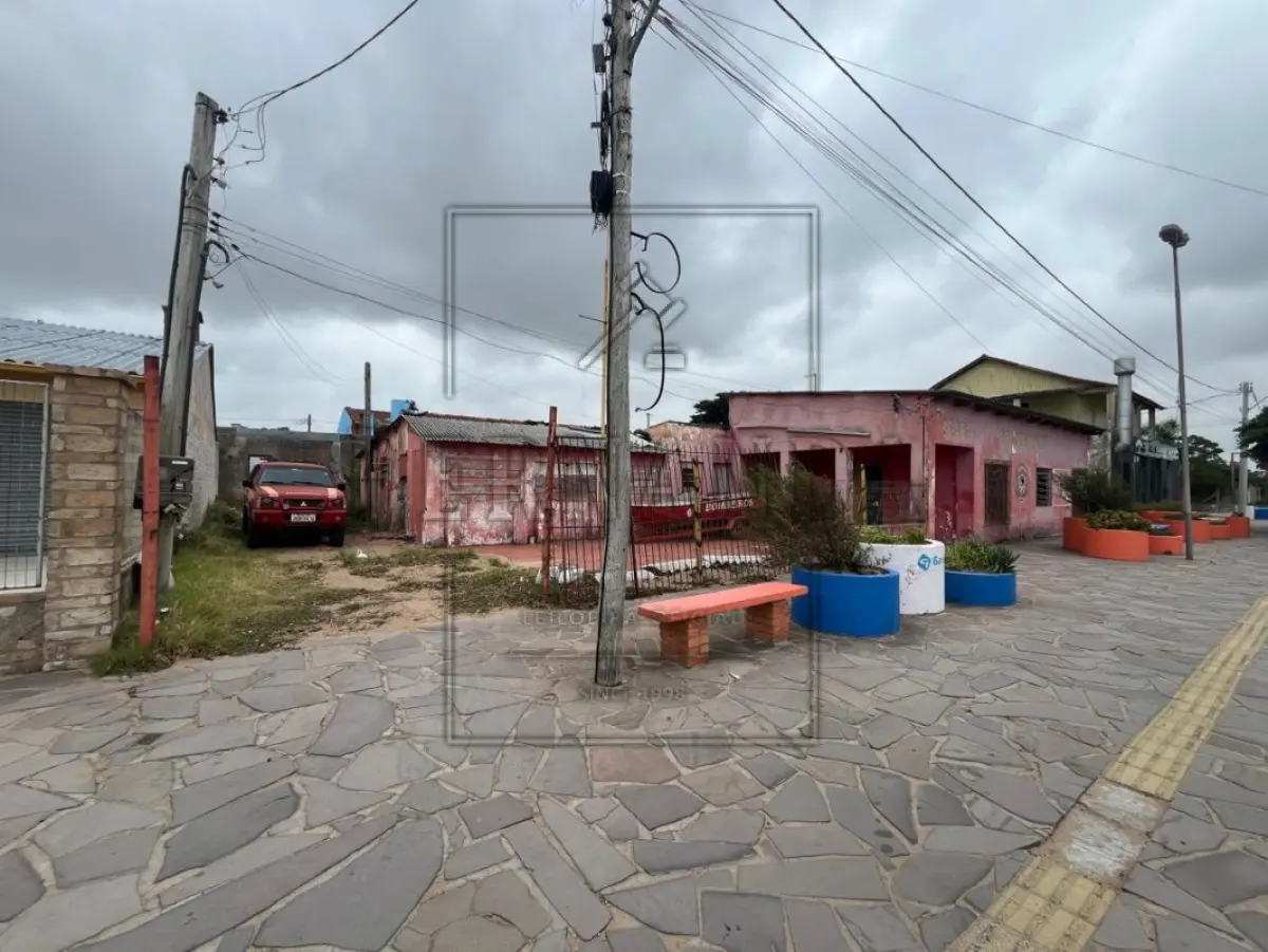 LOTE 011 - Imóvel situado na Rua da Praia – Calçadão, de Arambaré/RS R$ 937.973,61