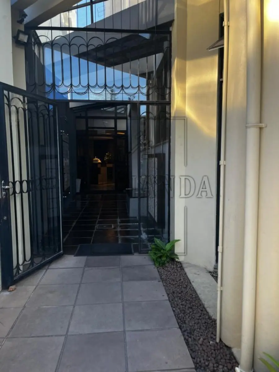 LOTE 002 - Sala Comercial Av. Presidente Vargas, nº 2135/503 - Centro - Santa Maria/RS  Matrícula nº 78.048 R$ 198.750,00.