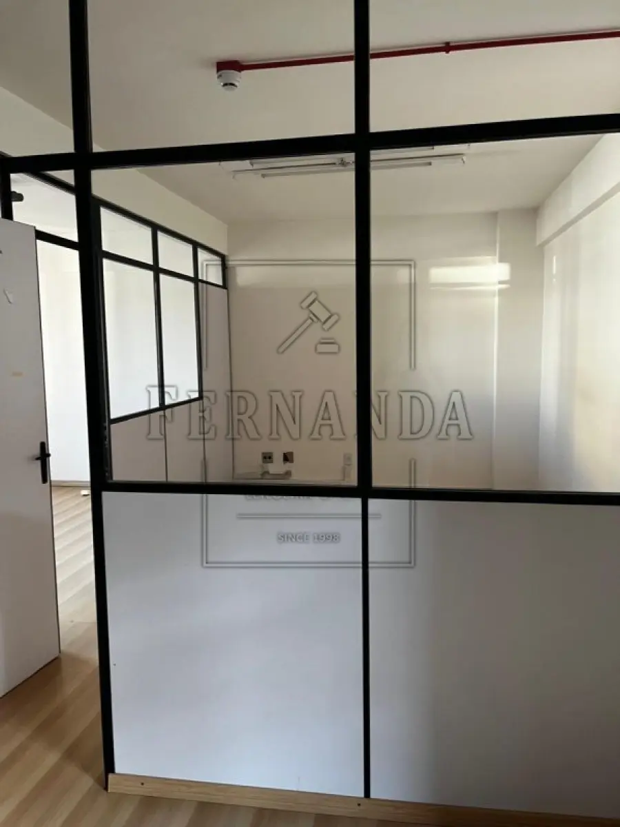 LOTE 002 - Sala Comercial Av. Presidente Vargas, nº 2135/503 - Centro - Santa Maria/RS  Matrícula nº 78.048 R$ 198.750,00.