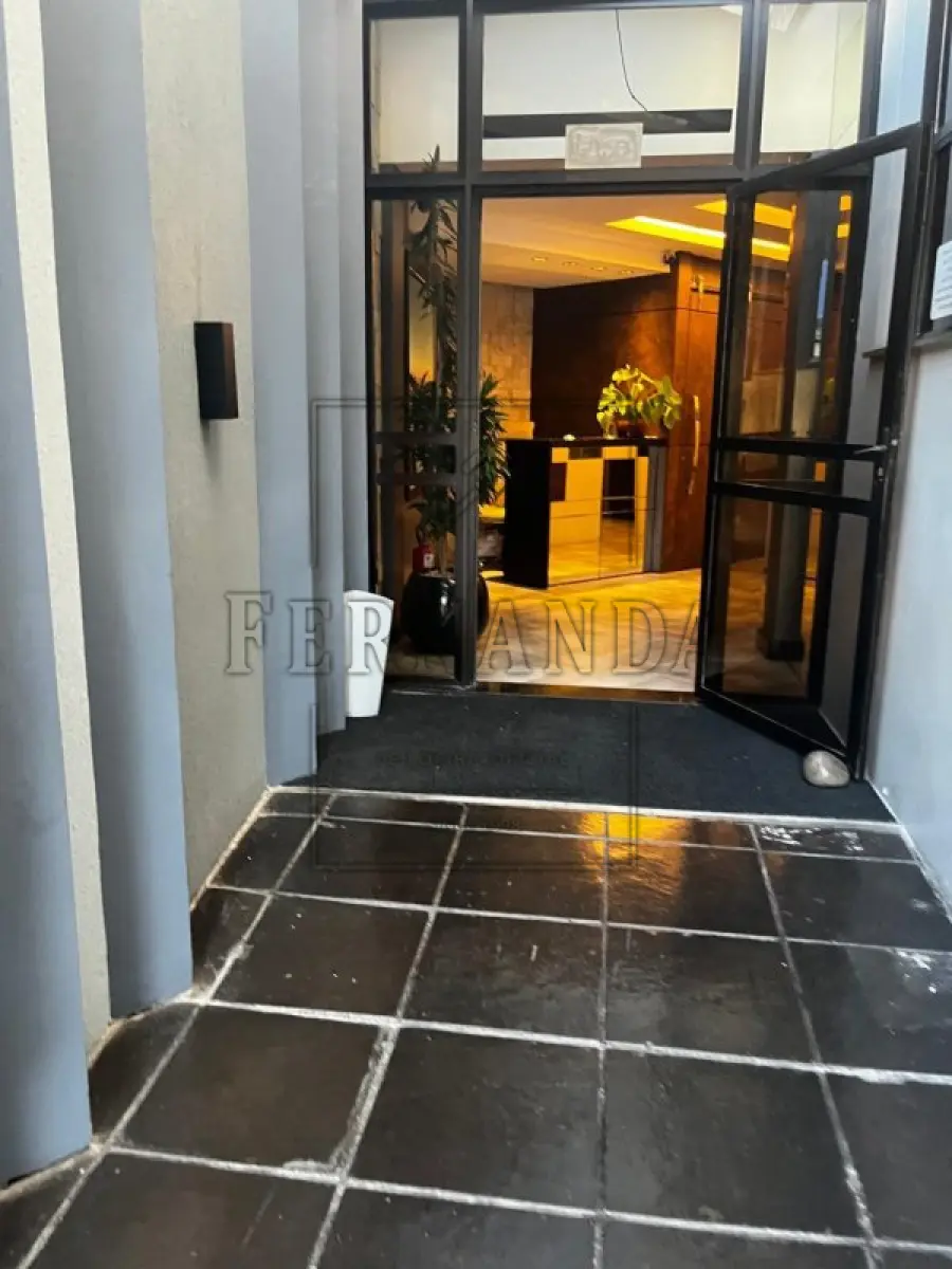 LOTE 002 - Sala Comercial Av. Presidente Vargas, nº 2135/503 - Centro - Santa Maria/RS  Matrícula nº 78.048 R$ 198.750,00.