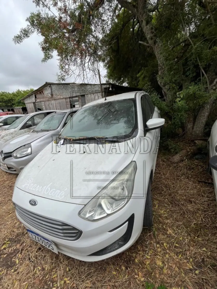 LOTE 007 - FORD KA SE 1.0 SD, placa IZA9D95, renavam 01178226430,ano/modelo 2018/2019 R$ 26.300,00