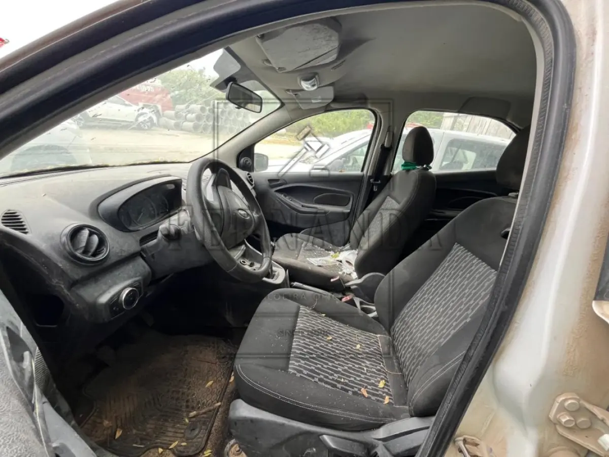LOTE 007 - FORD KA SE 1.0 SD, placa IZA9D95, renavam 01178226430,ano/modelo 2018/2019 R$ 26.300,00