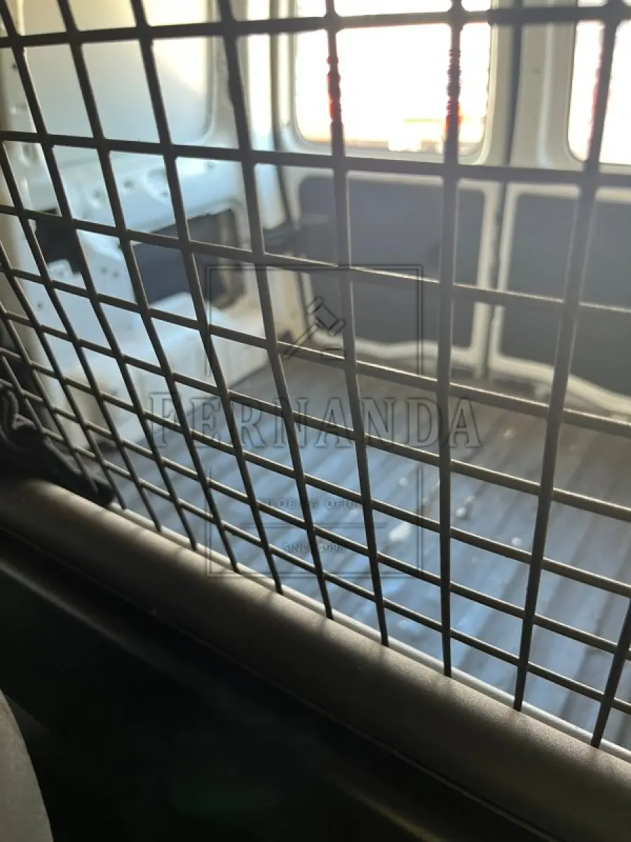 LOTE 001 - Veículo I/Citroen Berlingo FGPL, ano/modelo 2018/2019, placas IYR8H84, avaliado em R$47.000,00.