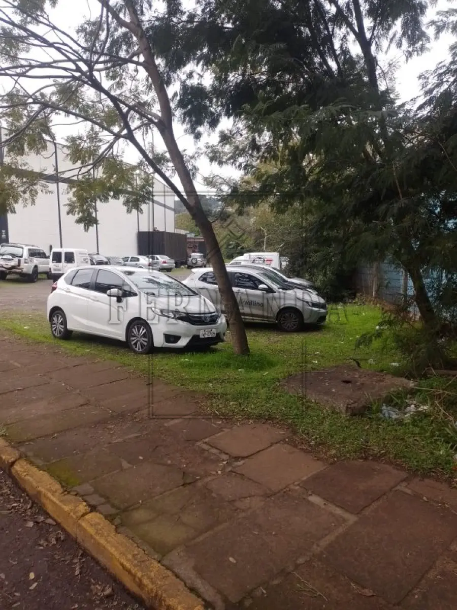 LOTE 002 - NOVO HAMBURGO -Imóvel Localizado na Av. Nações Unidas, s/n, Industrial. Imóvel com 1.145,51m². Desocupado. Matrícula n°117985. Avaliado em R$ 822.785,47.