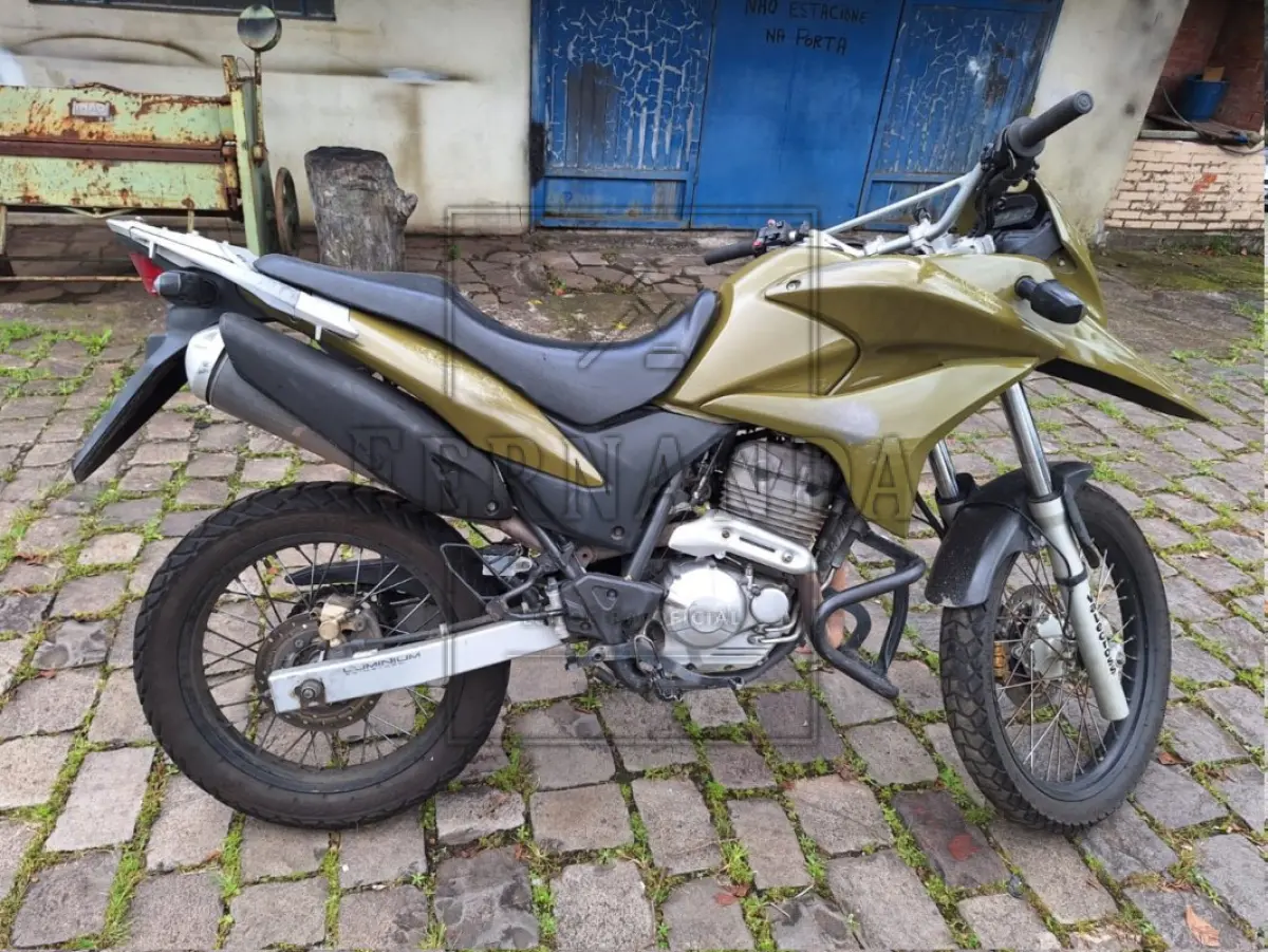 LOTE 010 - VEÍCULO HONDA/XRE 300, PLACA: JBM3857, ANO: 2012