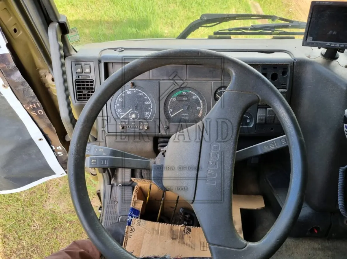 LOTE 032 - VEÍCULO IVECOFIAT/CAMINHÃO TRATOR E 450E37T, PLACA: MEH8540, ANO: 1999