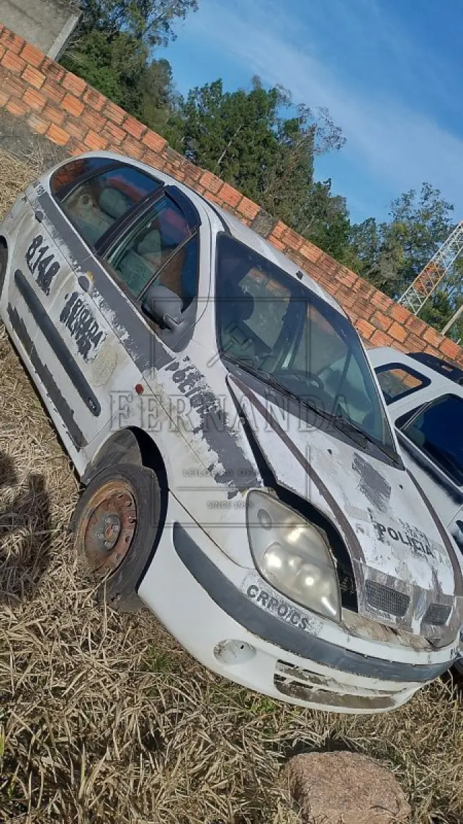 LOTE 012 - VEÍCULO RENAULT/SCENIC RT1.6 16V, PLACA: ILI9491, ANO: 2003