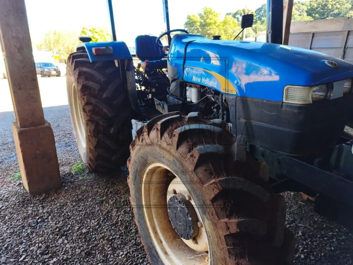 Foto de TRATOR AGRÍCOLA NEW HOLLAND TT4030 75CV, ANO 2018, DIESEL. AVALIADO EM R$ 8...