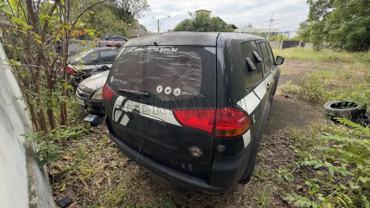 LOTE 039 - VEÍCULO MMC/PAJERO DAKAR D, PLACA: IUK2573, ANO: 2013