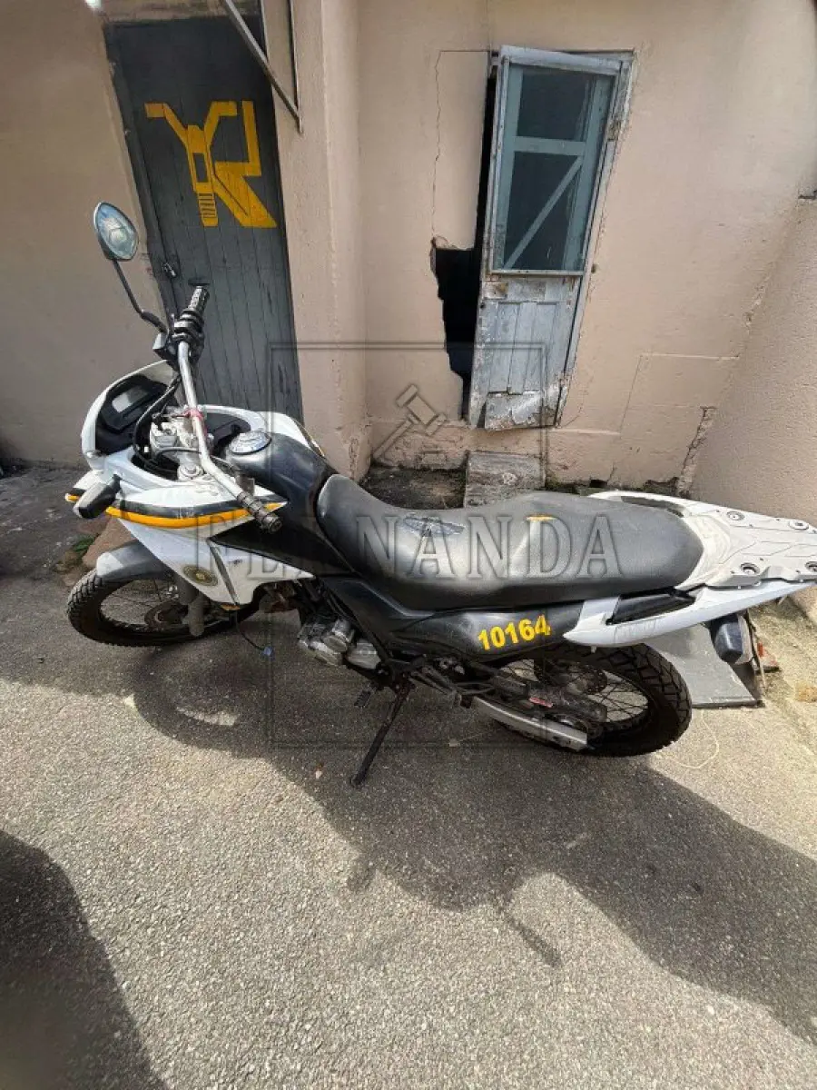 LOTE 020 - VEÍCULO HONDA/XRE 300, PLACA: IWA1667, ANO: 2014