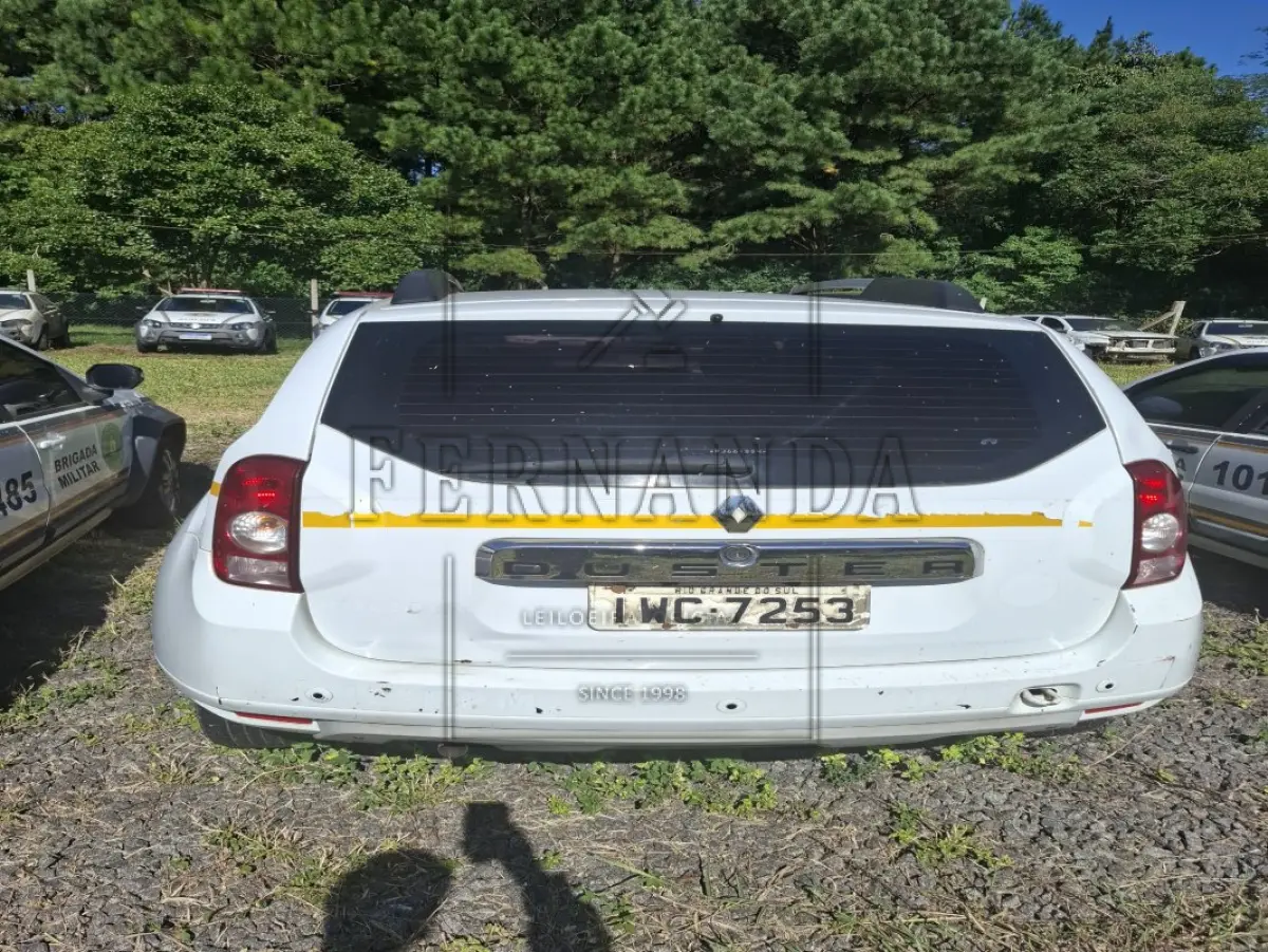 LOTE 004 - VEÍCULO RENAULT/DUSTER 16 D 4X2, PLACA: IWC7253, ANO: 2014