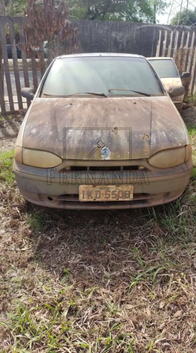 LOTE 015 - VEÍCULO FIAT/PALIO YOUNG, PLACA: IKD5508, ANO: 2001
