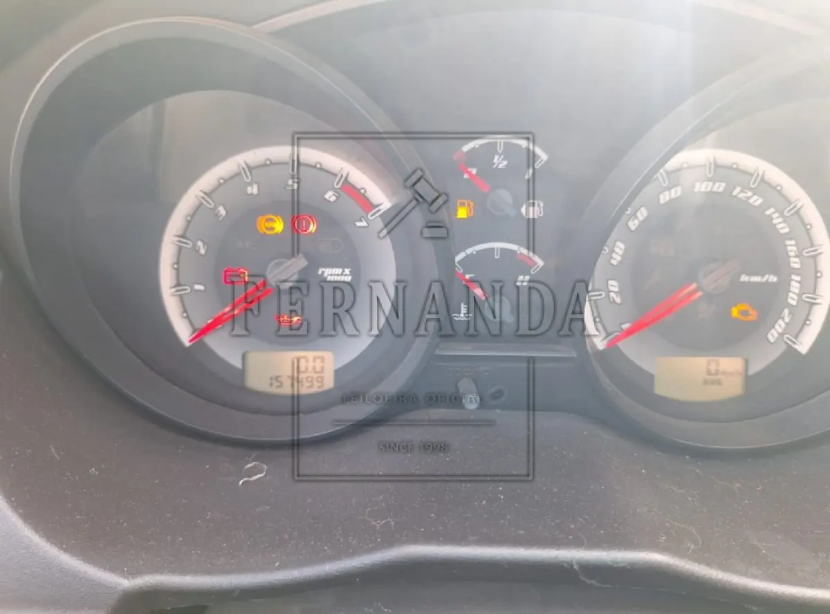LOTE 009 - VEÍCULO FORD/FIESTA 1.6 FLEX, PLACA: IUF6462, ANO: 2013