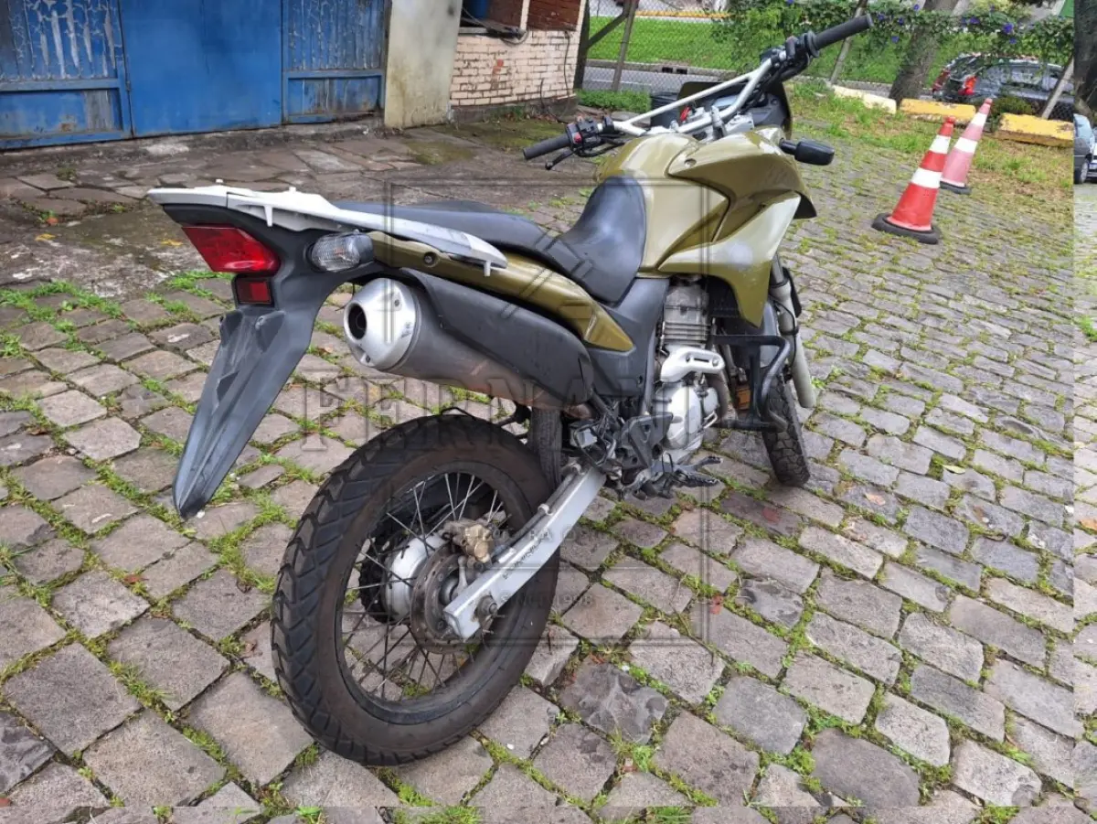 LOTE 010 - VEÍCULO HONDA/XRE 300, PLACA: JBM3857, ANO: 2012