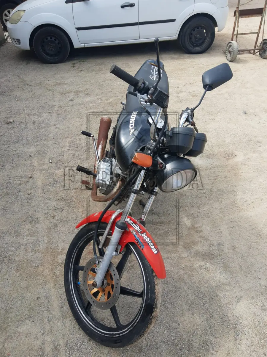 LOTE 0048