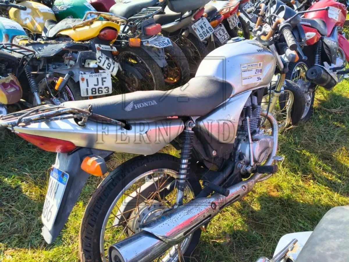 LOTE 0096