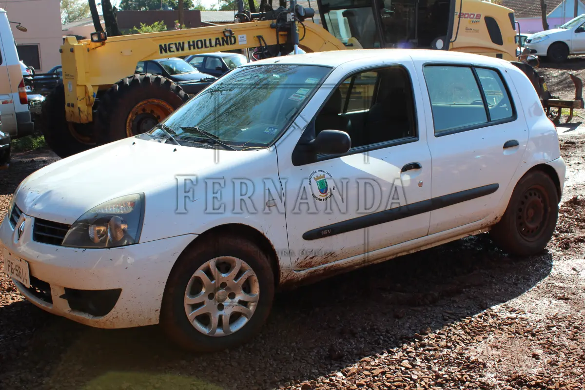 LOTE 006 - Automóvel Renault Clio 1.0 Flex, ano 2008 modelo 2009, placas IPG5614, Chassi 8A1BB8B059L63358