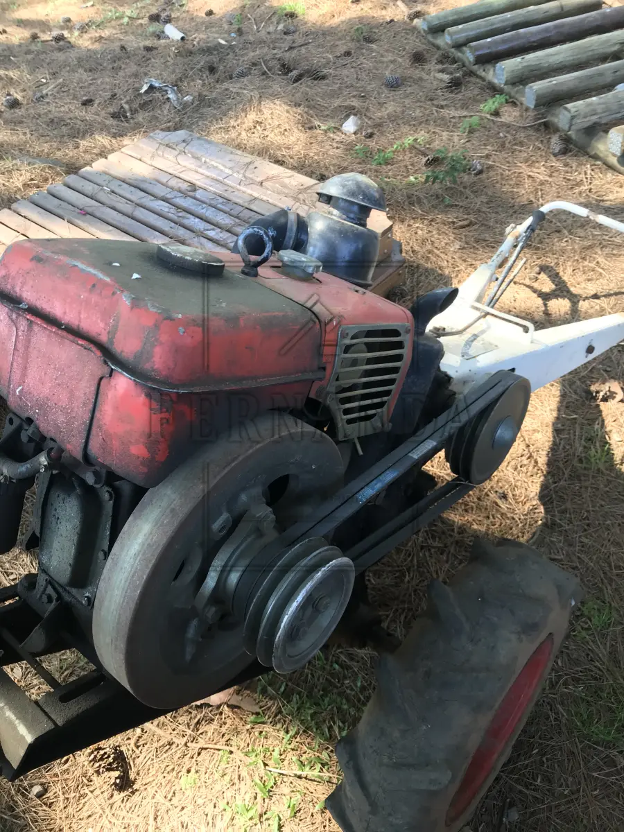 LOTE 014 - Microtrator Tobata Yanmar TC8