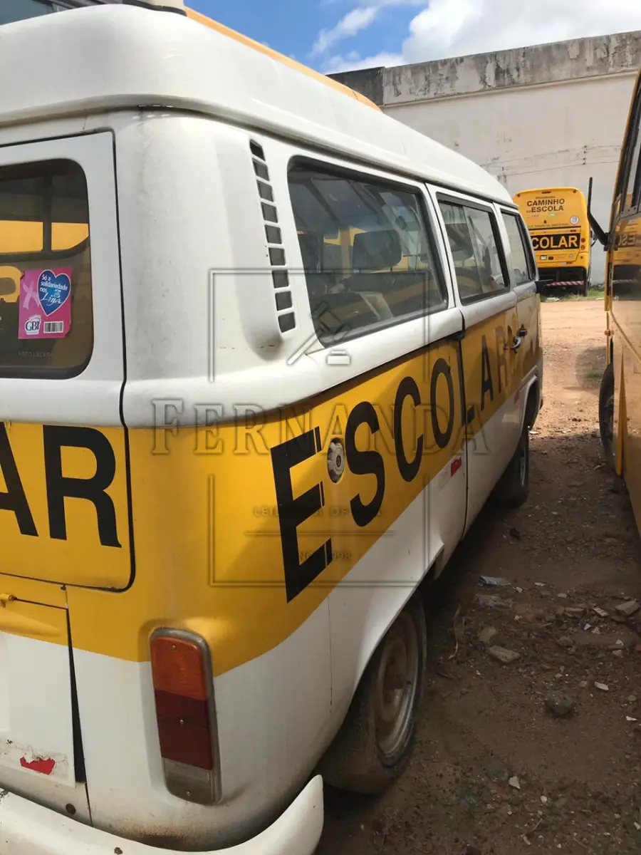 LOTE 008 - Um veículo Microônibus, VW/Kombi escolar, 15pas, 2009