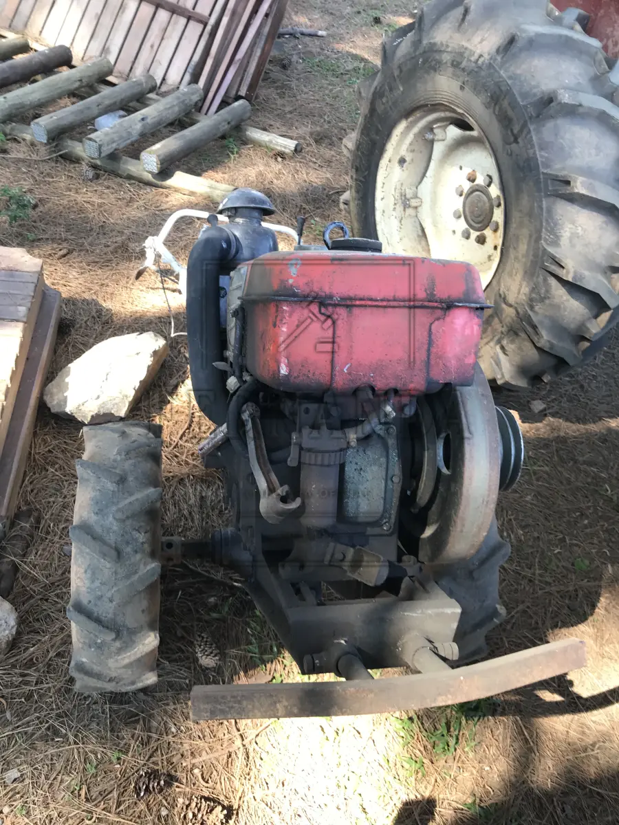 LOTE 014 - Microtrator Tobata Yanmar TC8