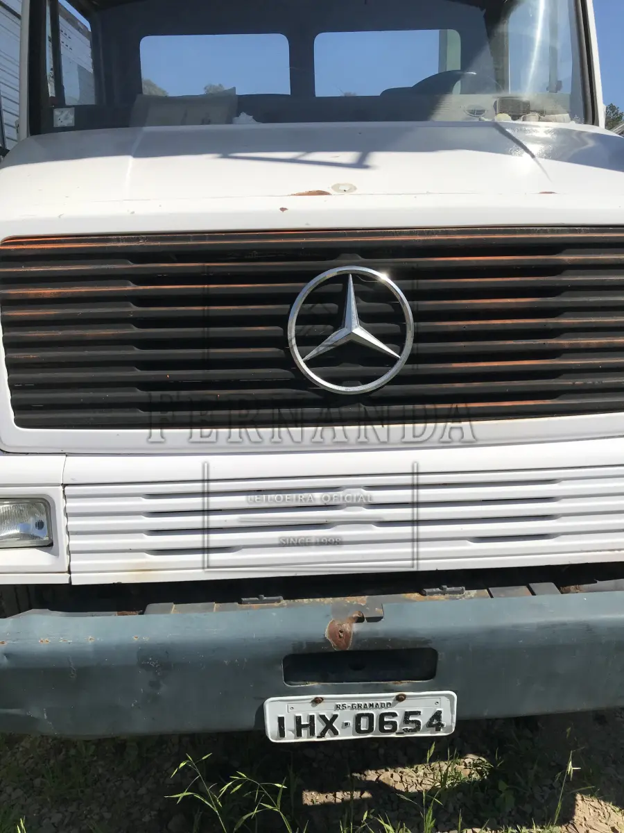 LOTE 012 - Mercedes LK 1214, cor branca, ano 1993, placas IHX0654